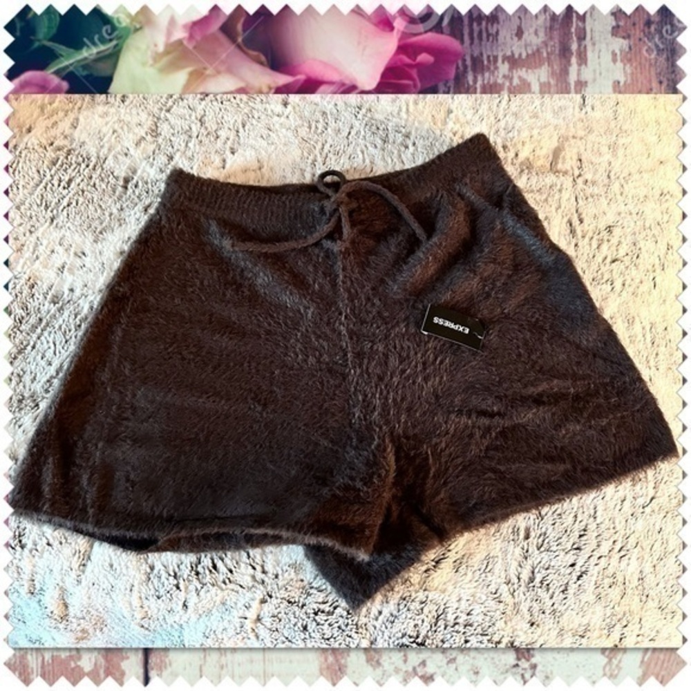 EXPRESS NWT FUZZY COZY CHARCOAL GREY SHORTS OVERSIZED FIT NWT